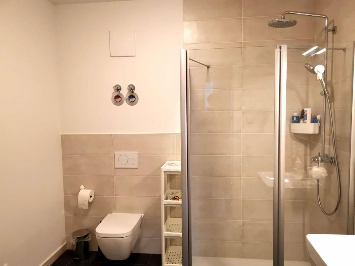 Gemuetliches Privatzimmer In Geraeumiger Gemeinschaftswohnung 드레스덴 외부 사진